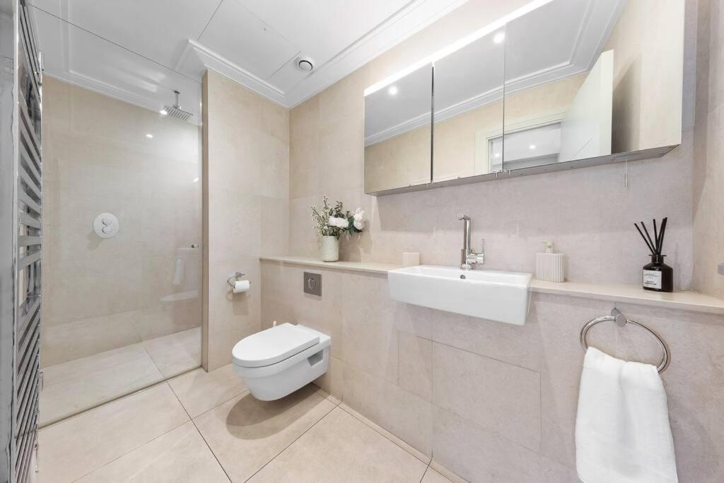 Park Lane Palace- Luxury Sleeps 10 Appartement