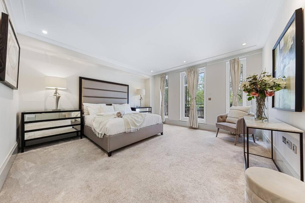 Appartement Park Lane Palace- Luxury Sleeps 10 *