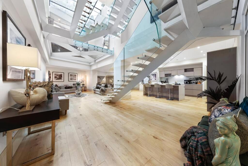 Park Lane Palace- Luxury Sleeps 10 Appartement