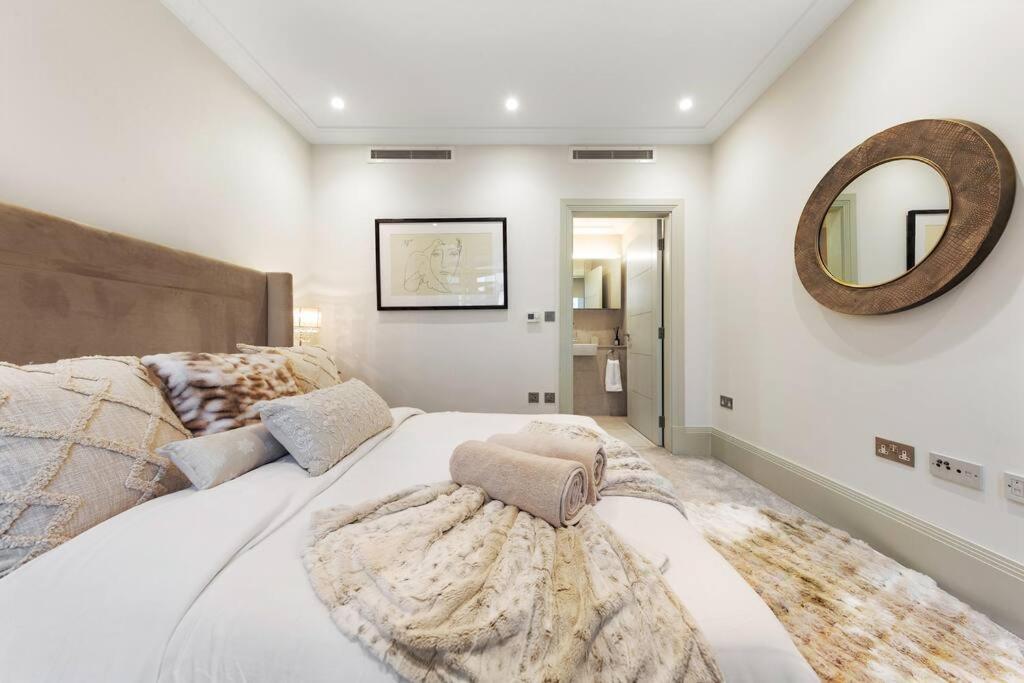 Park Lane Palace- Luxury Sleeps 10 * Londen